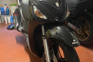 Suzuki UX Sixteen 125 - 2010