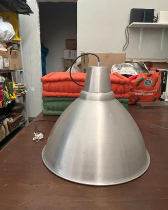Lampadario a sospensione industriale IKEA