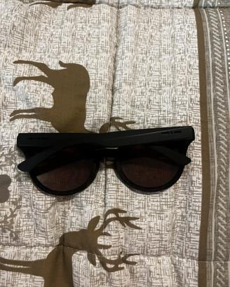 Occhiali da sole sole