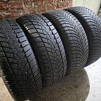 4 gomme 215/60/17 Seminuove