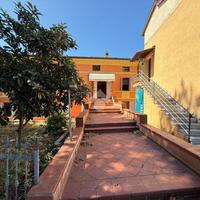 UFFICIO A CASTELNOVO DI SOTTO