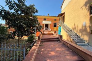 UFFICIO A CASTELNOVO DI SOTTO