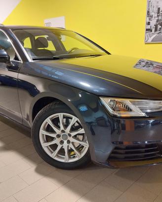 Audi A4 Avant 2.0 TDI Business 150CV S-TRONIC