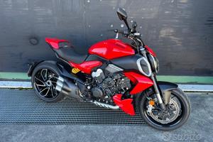 Ducati Diavel V4