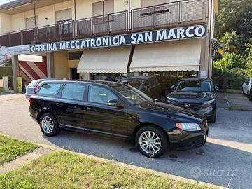 VOLVO - V70 - 2.0 D POLAR