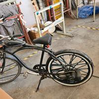 Bici con motore a scoppio