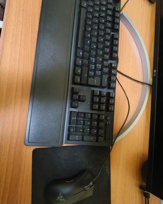 Tastiera mouse e microfono razer blackwidow V3 rgb