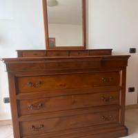 Cassettiera con specchio e porta gioie in legno