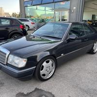 MERCEDES-BENZ 320 CE 24V cat Coupé