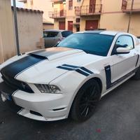 FORD MUSTANG 5.0 V8 GT CALIFORNIA 420cv
