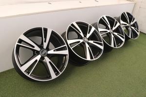 Cerchi in lega Audi A3 RS3 S3 19 ORIGINALI