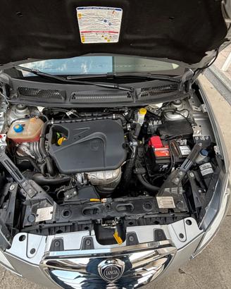 Auto lancia delta