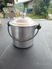 Pentolino vintage in alluminio