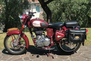 Royal Enfield Bullet 500 classic Royal Maroon
