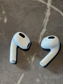 Apple 2021 AirPods (terza generazione) con custodi