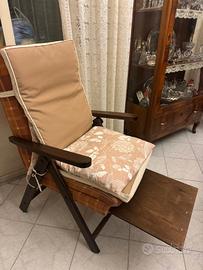 Poltrona in Legno Imbottita Come Nuova 