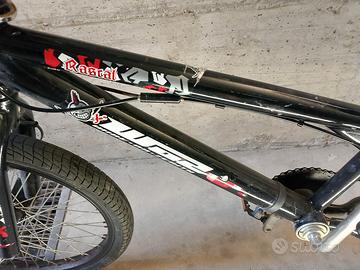 bicicletta bmx