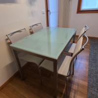 Tavolo Callegaris con sedie 