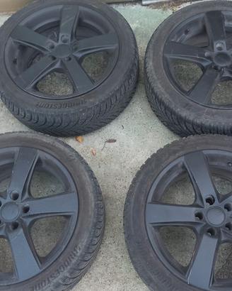 4 cerchi Mak 17" neri gommati invernali