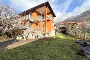 CASA SEMINDIPENDENTE A BRUZOLO