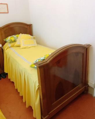 letti gemelli in noce