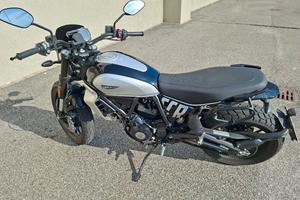 Ducati Scrambler Icon 800