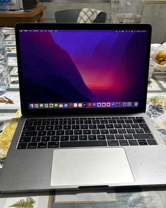 Mac book 13