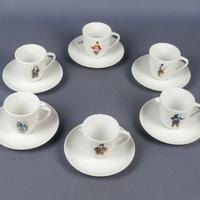 Tazze da tè e piattini