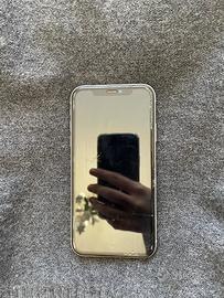 iPhone 11 – venduto come ricambi