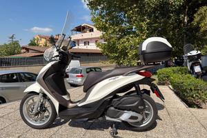 PIAGGIO Medley 150 TUTTO INCLUSO ANCHE PASSAGGIO