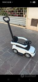 cavalcabile per bambini modello Mercedes. 