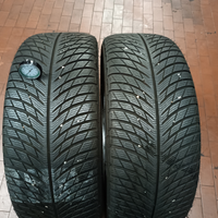 2 gomme 235 45 19 99V Michelin invernali 95-99%