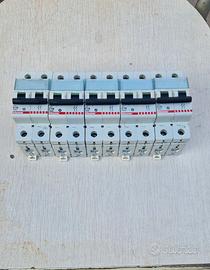 5 pz Interruttore magnetotermico