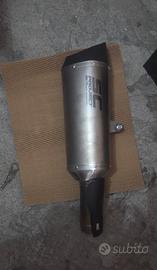 scarico hornet 750