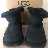 UGG Mini Bailey Bow nr 31