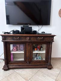 credenza bassa con e senza vetri