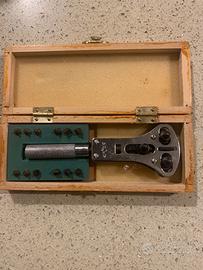 APRICASSA PER FONDELLO OROLOGI