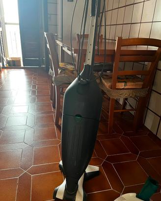 Folletto aspirapolvere