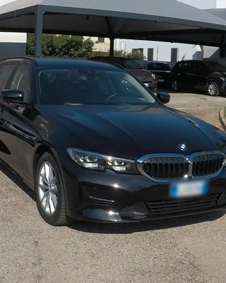 Bmw 318d 48V Touring Business Advantage