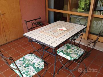 tavolo ferro battuto