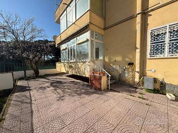 2 LOCALI A SANTA MARINELLA