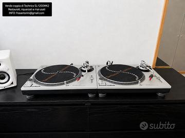 Coppia restaurata di Technics SL-1200 MK2