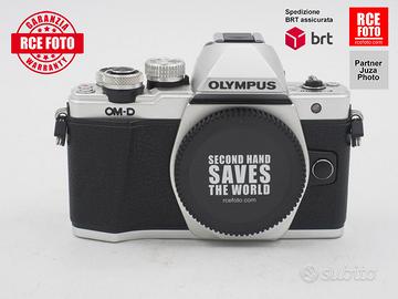 Olympus OM-D E-M10 II