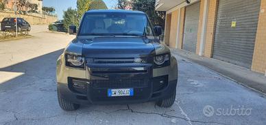 Land Rover Defender 110 3.0D I6 200 CV AWD Auto X-