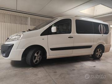 Fiat scudo 8 posti passo lungo 2.0 mjt