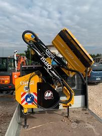 Braccio orsi decespugliatore