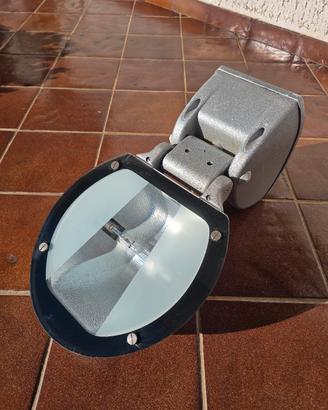 Lampada da parete Fosnova a Ioduri metallici