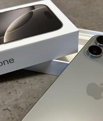 iPhone 16 Pro 256GB Titanio Naturale