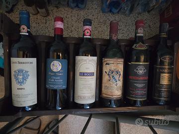 Bottiglie di vino d'epoca da collezione  