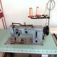 Macchina da cucire professionale